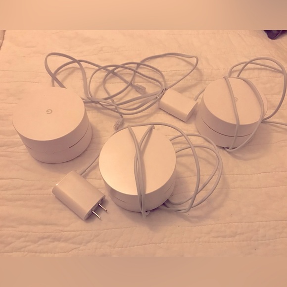 Google WiFi Mesh WiFi System - WiFi Router - 4500 Sq Ft Coverage - Picture 5 of 5